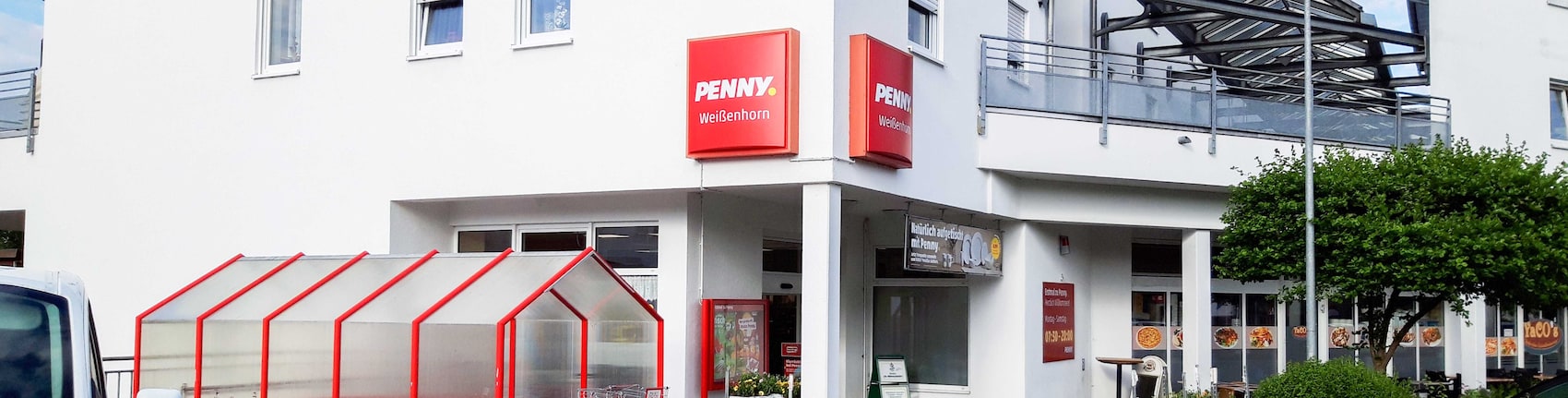 Sie sehen den Eingang vom Penny Markt in Weissenhorn Roggenburger Str. 10