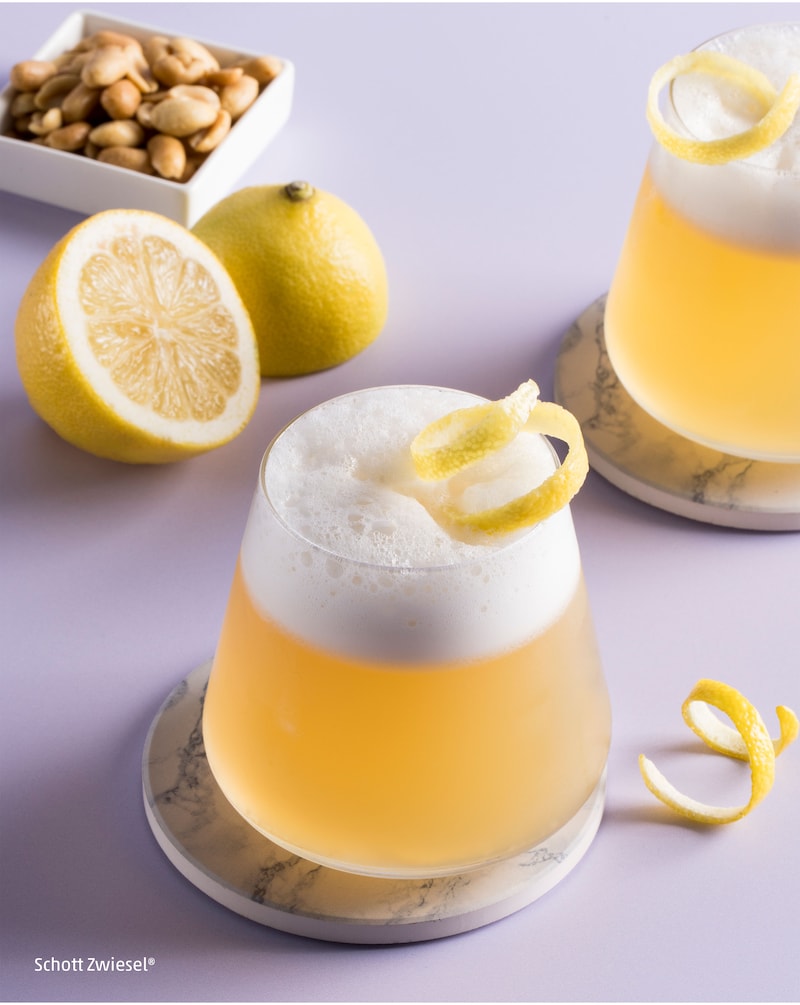 Dieses Bild zeigt den fertigen Whiskey Sour.