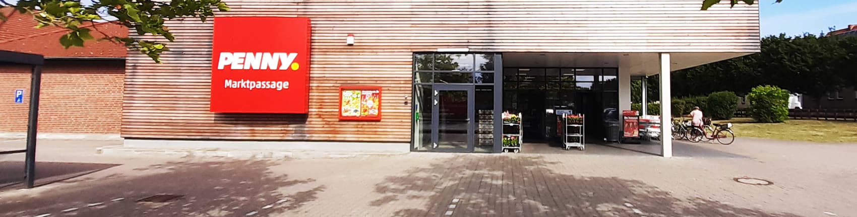 sie sehen den Eingang vom Penny Markt in Karstaedt Strasse des Friedens 10a 
