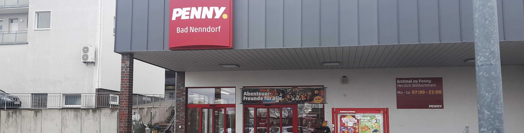 Sie sehen den Eingang vom Penny Markt in Bad Nenndorf, Hauptstr. 20