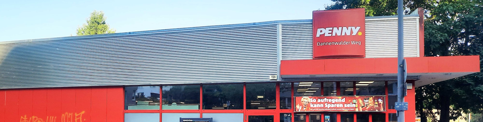 Sie sehen den Eingang vom Penny Markt in Berlin/Märkisches Viertel Dannenwalder Weg 159