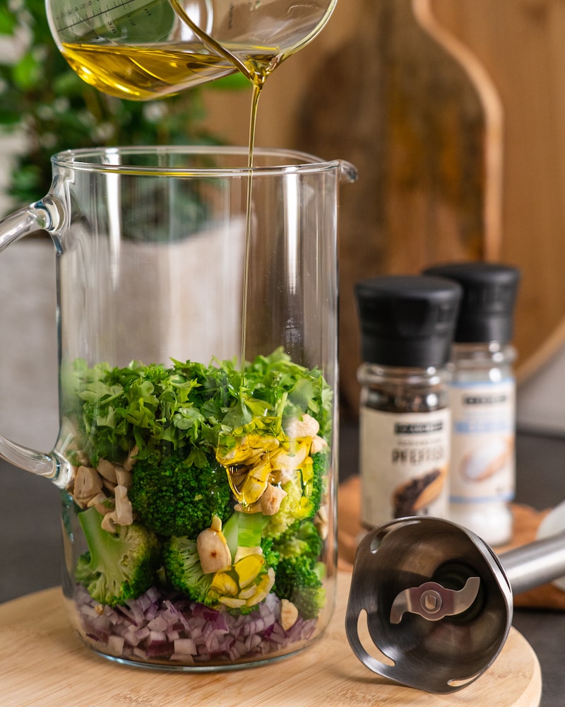 Kartoffelsuppe mit Gemüse-Aufstrich