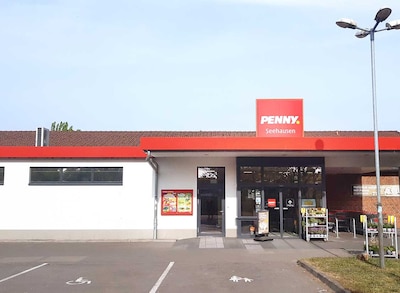 sie sehen den Eingang vom Penny Markt in Seehausen/Altmark Goethestraße 9d/Schulstr. 11