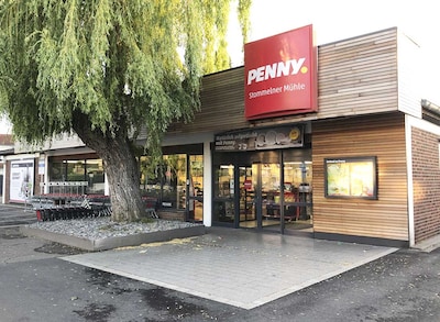 sie sehen den Eingang vom Penny Markt in Pulheim – Stommeln Venloer Str. 511