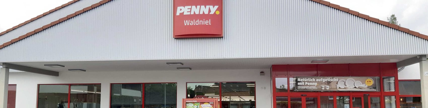 Sie sehen den Eingang vom Penny Markt Schwalmtal – Waldniel Bahnhofstrasse 25