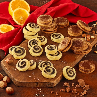 Haselnuss Sandwiches und Mohnschnecken