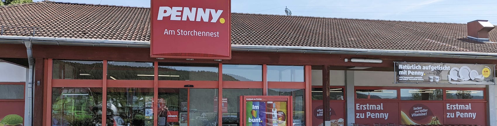 Sie sehen den Eingang vom Penny Markt in Wasungen, Am Räschen 5