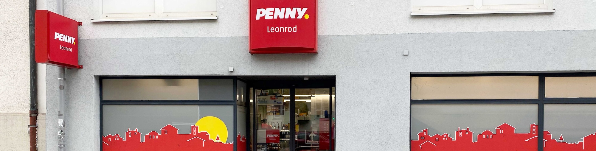 Sie sehen den Eingang vom Penny Markt in Muenchen/Neuhausen, Leonrodstr. 35