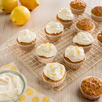 Dieses Bild zeigt die fertigen Möhrenmuffins.