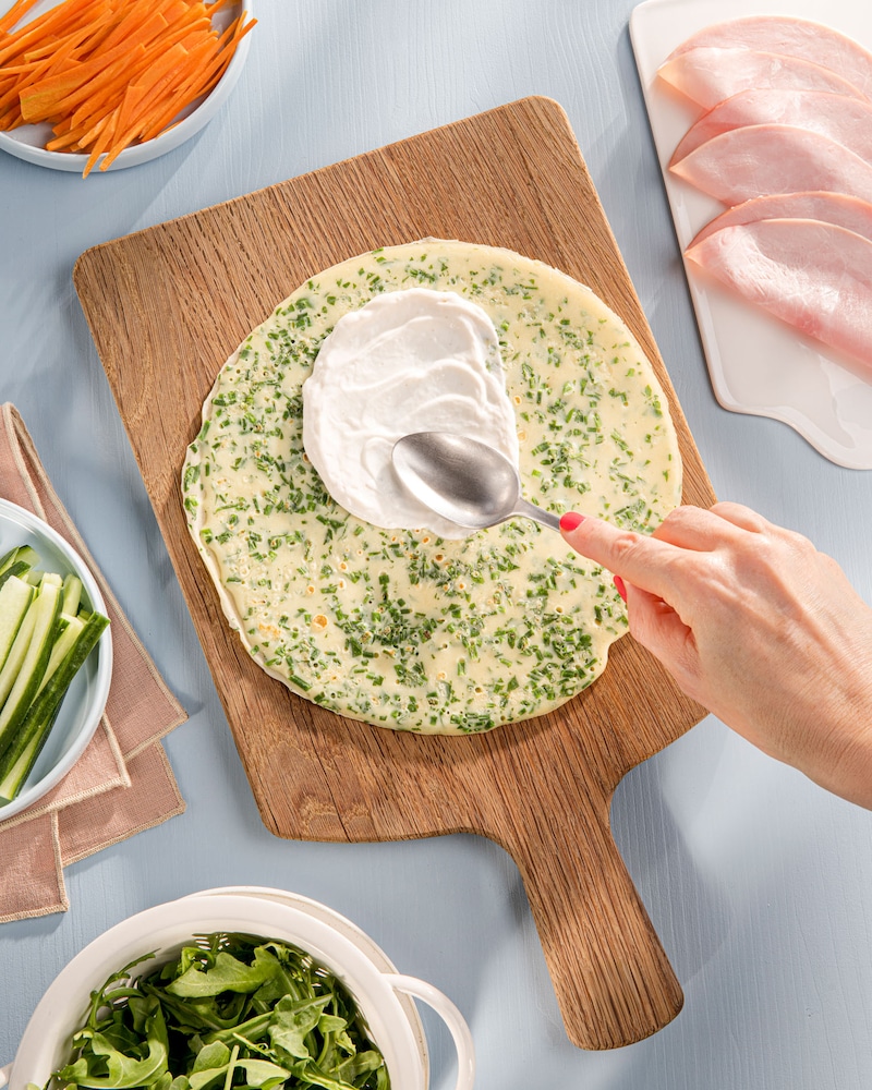 Dieses Bild zeigt den bestrichenen Pfannkuchen.