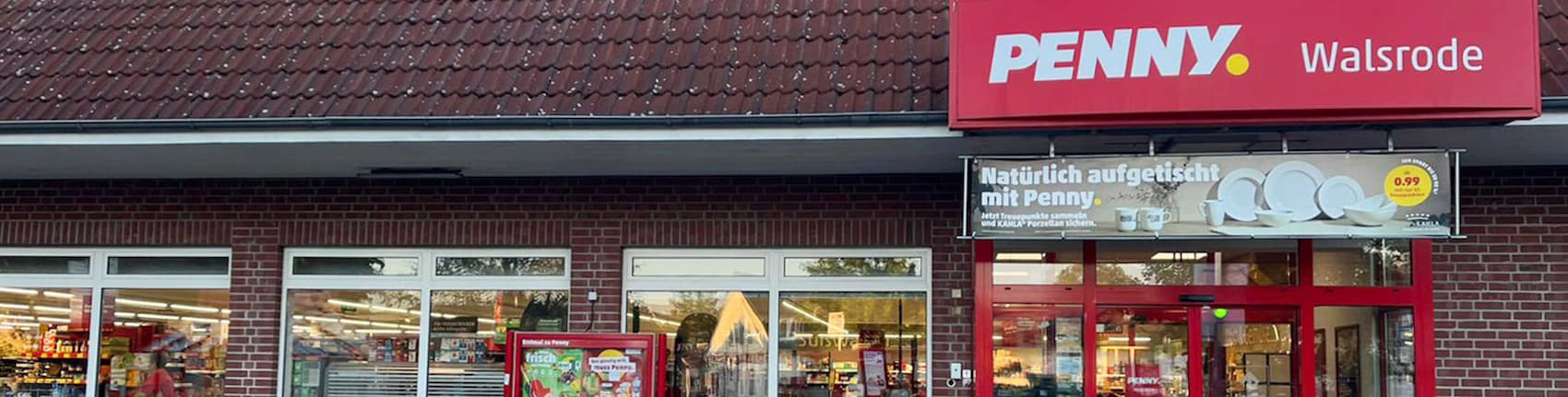 Sie sehen den Eingang vom Penny Markt in Walsrode, Von-Stolzenberg-Str. 10
