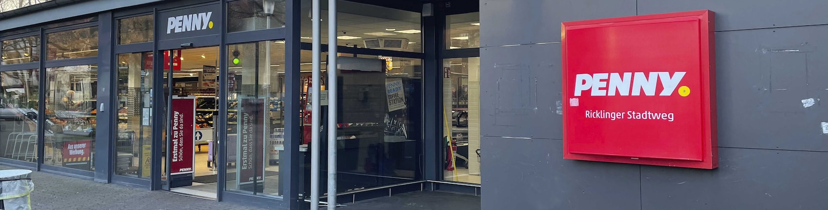 Sie sehen den Eingang vom Penny Markt in Hannover, Auf Der Papenburg 20