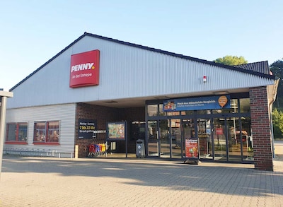 Sie sehen den Eingang vom Penny Markt in Hagen - Haspe, Enneper Str. 112-116