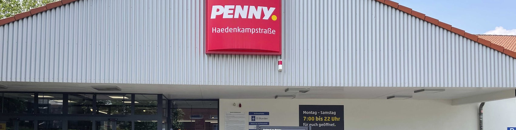 Sie sehen den Eingang vom Penny Markt in Essen - Altendorf, Haedenkampstr. 6D