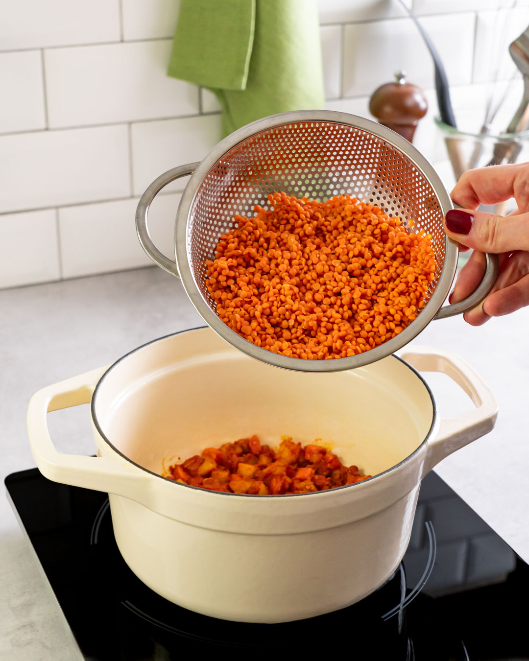 Türkische Linsensuppe – herzhaftes Rezept mit roten Linsen, Kartoffeln ... Türkische Linsensuppe – herzhaftes Rezept mit roten Linsen, Kartoffeln ...