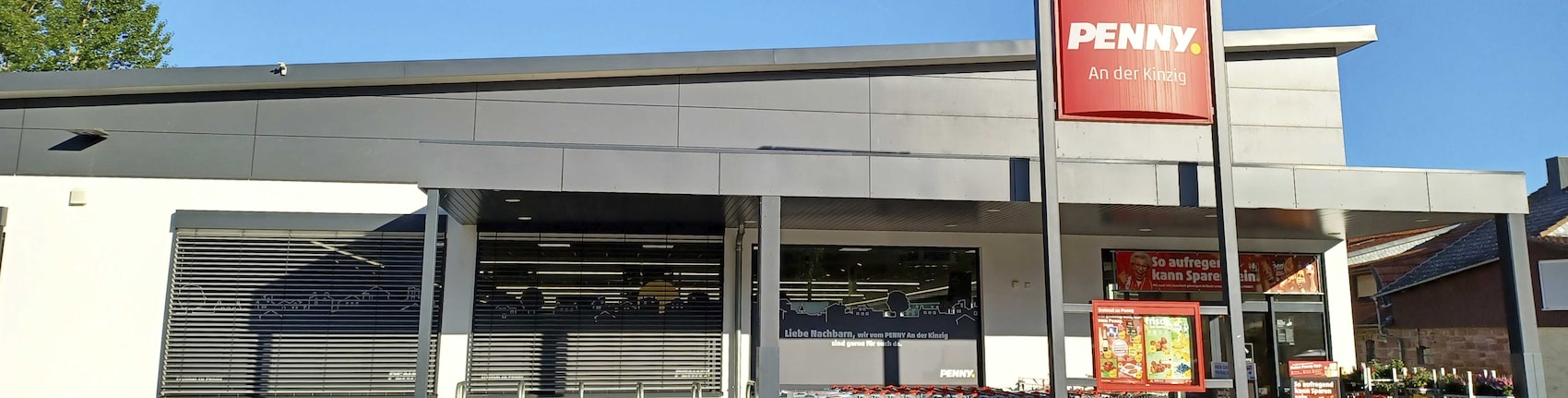 Sie sehen den Eingang vom Penny Markt in Sinntal Schlüchterner Str. 29