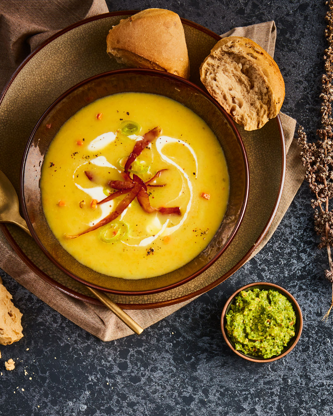 Kartoffelsuppe mit Gemüse und Schinken – cremig, einfach und herzhaft ...