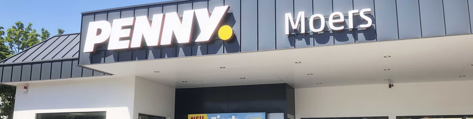 Sie sehen den Eingang vom Penny Markt Moers Homberger Str. 115