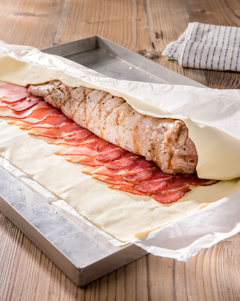 Dieses Bild zeigt unser Schweinefilet im Blätterteigmantel.