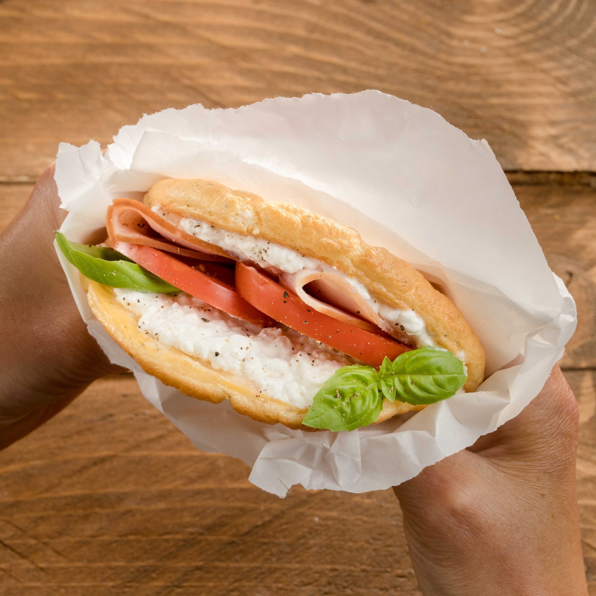 Auf diesem Bild siehst du unser fluffiges Cloud Bread.