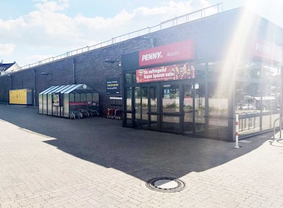 Sie sehen den Eingang vom Penny Markt in Dortmund - Asseln, Asselner Hellweg 143