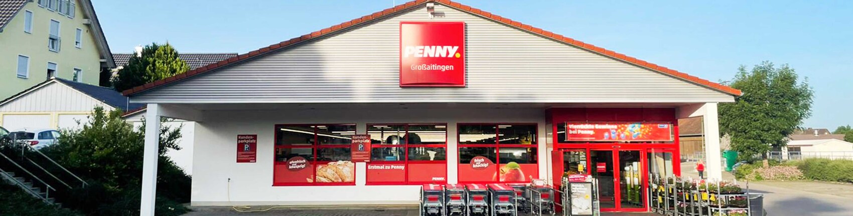 Sie sehen den Eingang vom Penny Markt in Grossaitingen Augsburger Str. 45