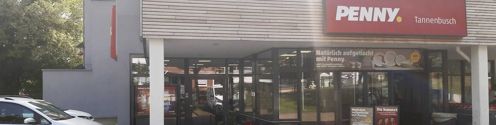 Sie sehen den Eingang vom Penny Markt in Bonn – Tannenbusch Hohe Str. 55