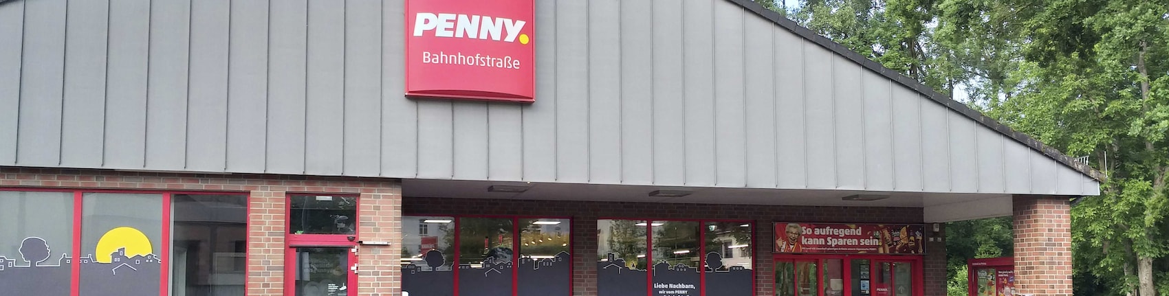 Sie sehen den Eingang vom Penny Markt in Bad Pyrmont, Bahnhofstr. 44