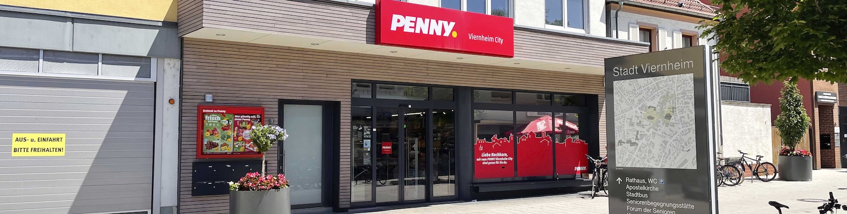 Sie sehen den Eingang vom Penny Markt in Viernheim, Kettelerstraße 9
