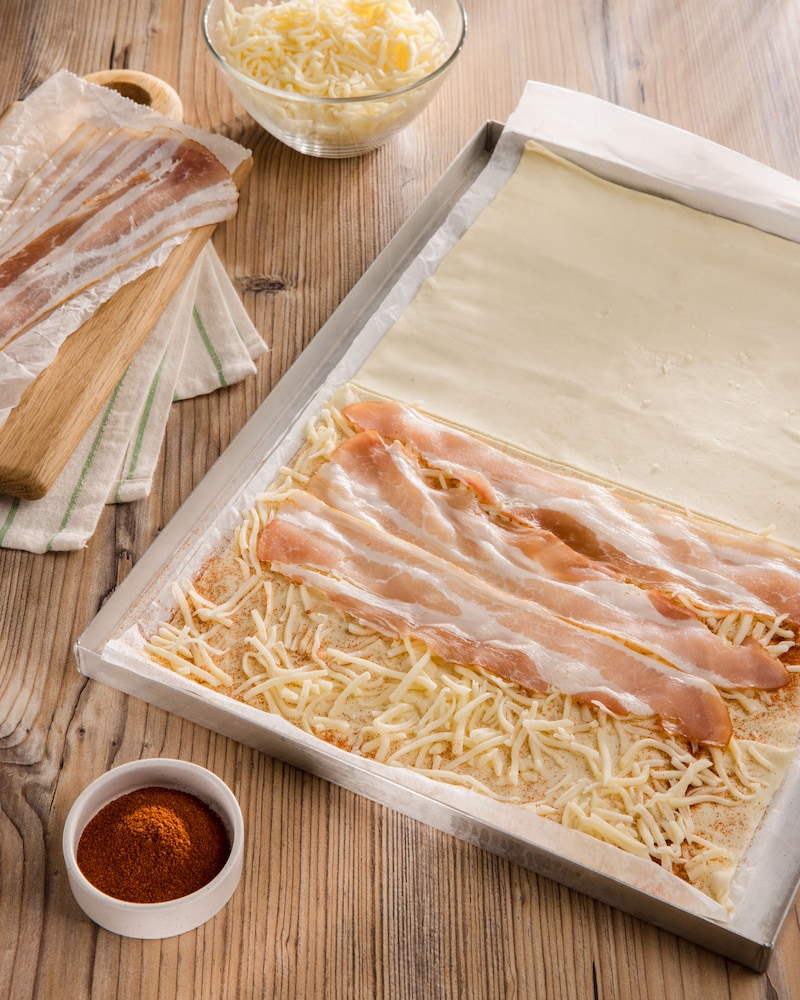 Dieses Bild zeigt das belegen der Bacon-Stangen.