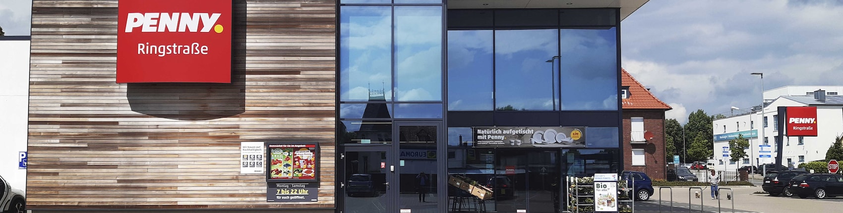 Sie sehen den Eingang vom Penny Markt in Minden, Ringstraße 37