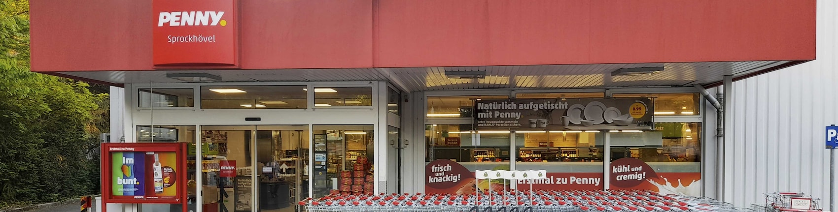 Sie sehen den Eingang vom Penny Markt in Sprockhoevel, Bochumer Str. 6
