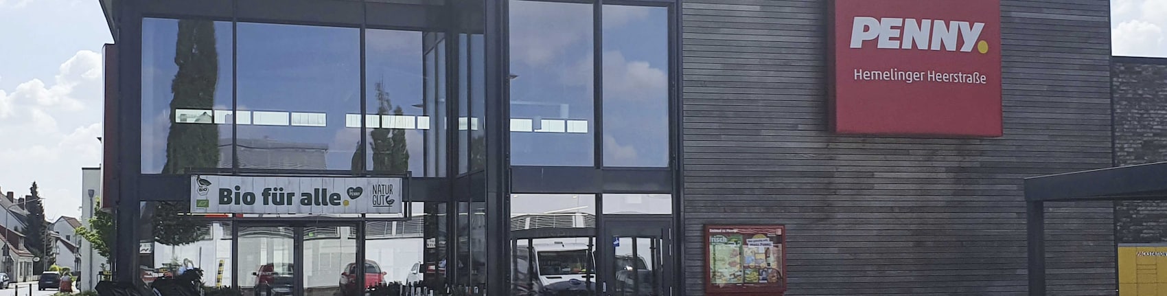 Sie sehen den Eingang vom Penny Markt in Bremen, Hemelinger Heerstr. 16-20