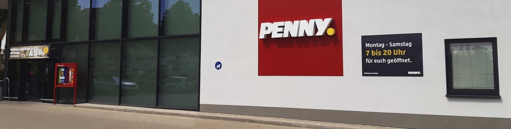 Sie sehen den Eingang vom Penny Markt in Ilmenau, Blumenstraße 1 