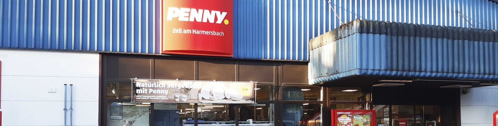 Sie sehen den Eingang vom Penny Markt in Zell Am Harmersbach, Steinfeld 1