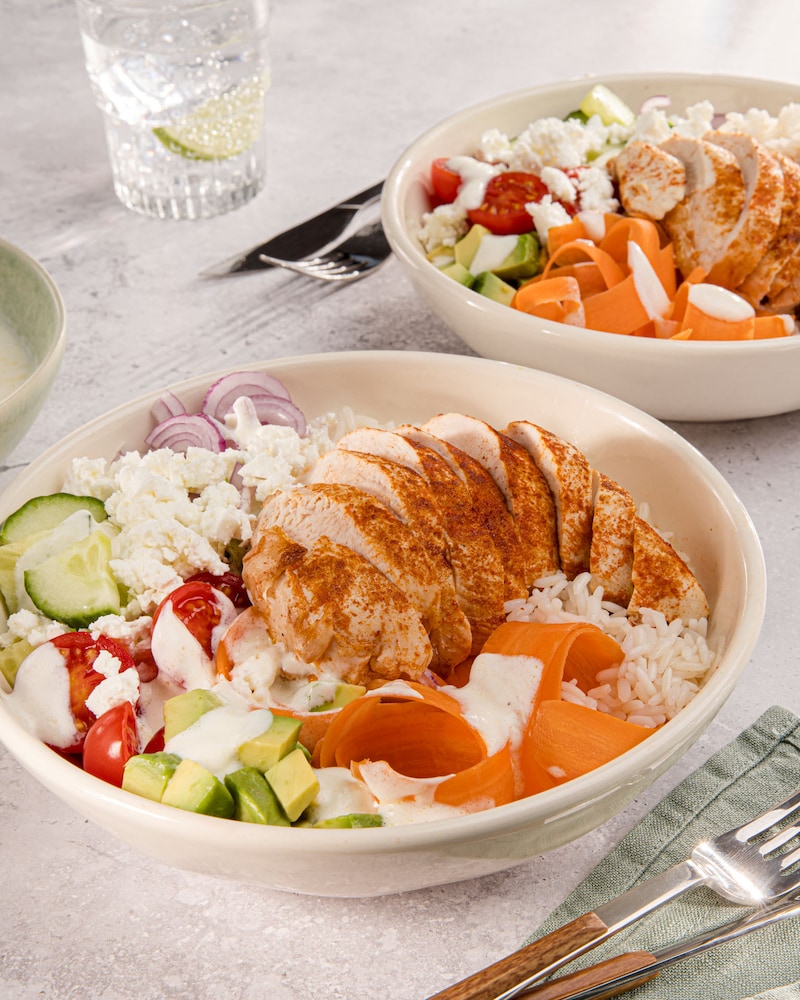 Dieses Bild zeigt die fertige Hähnchen Bowl.