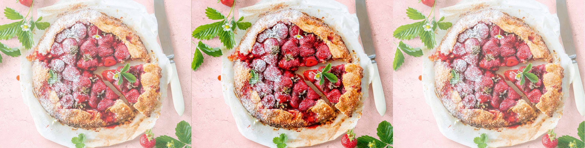 Dieses Bild zeigt die fertige Erdbeer-Galette mit Puderzucker.