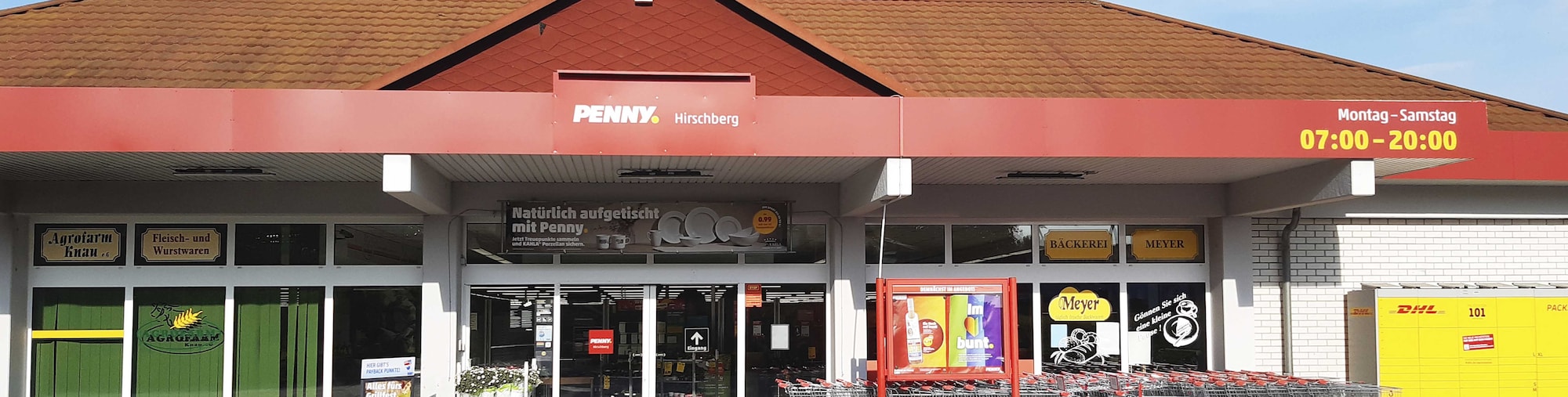 Sie sehen den Eingang vom Penny Markt in Hirschberg Lobensteiner Strasse 14