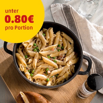 Dieses Bild zeigt wie Brühe dazugegeben wird.