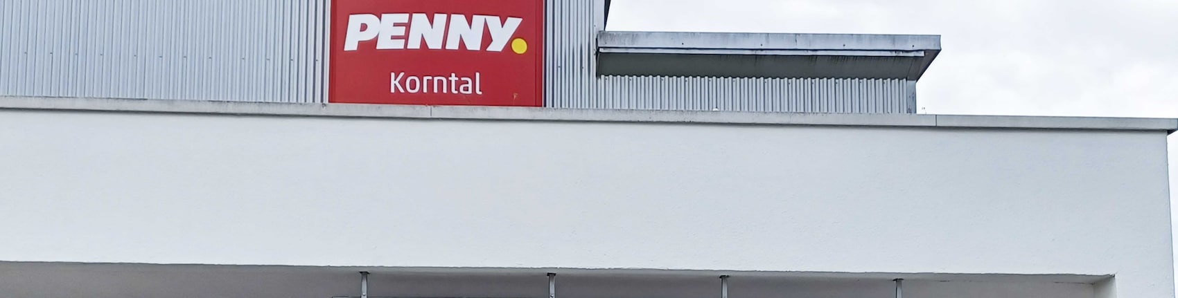Sie sehen den Eingang vom Penny Markt in Korntal-Muenchingen, Zuffenhauser Str. 70