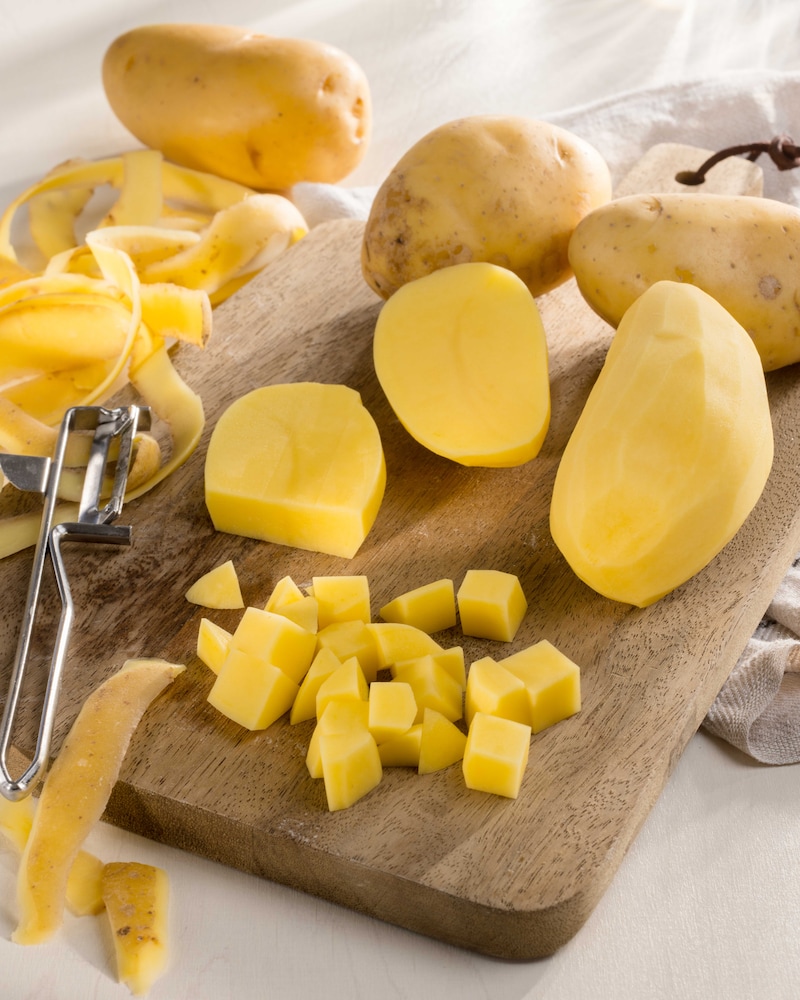 Dieses Bild zeigt geschnittene Kartoffeln.