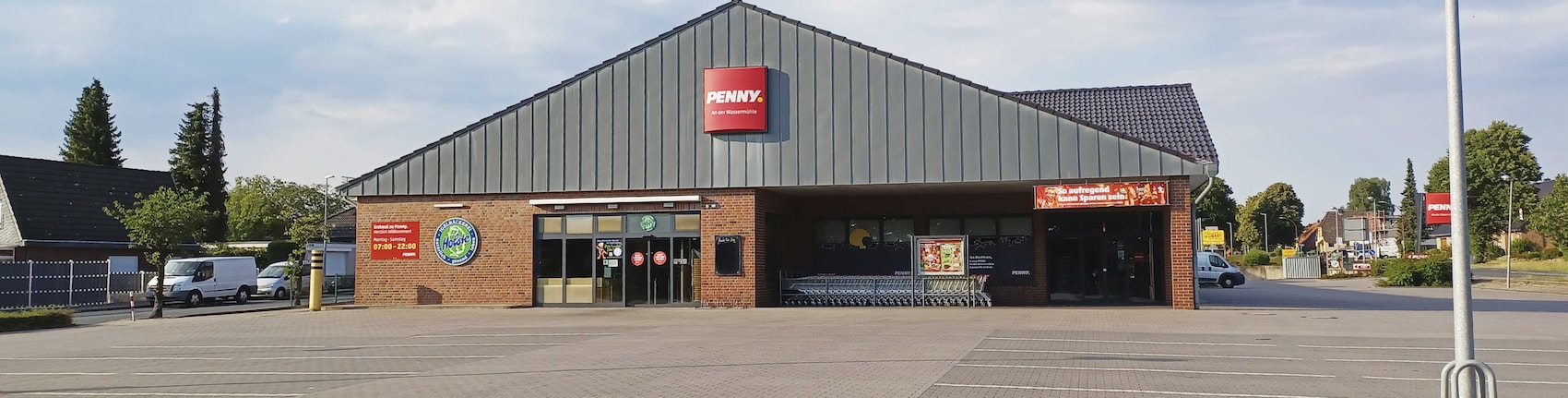 Sie sehen den Eingang vom Penny Markt in Scheessel, Bremer Str. 16