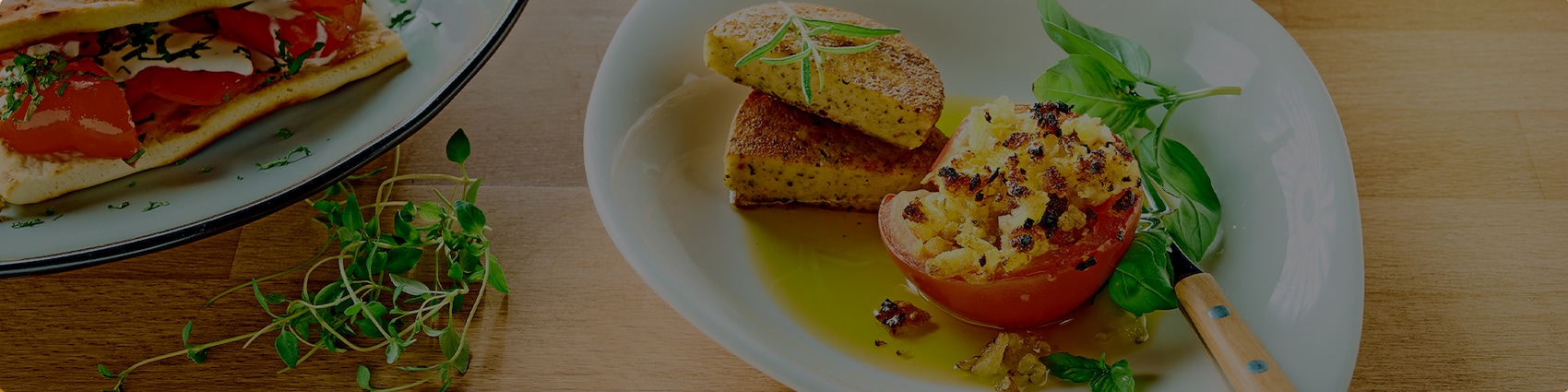 Auf diesem Bild siehst du unsere gefüllte Grilltomate.