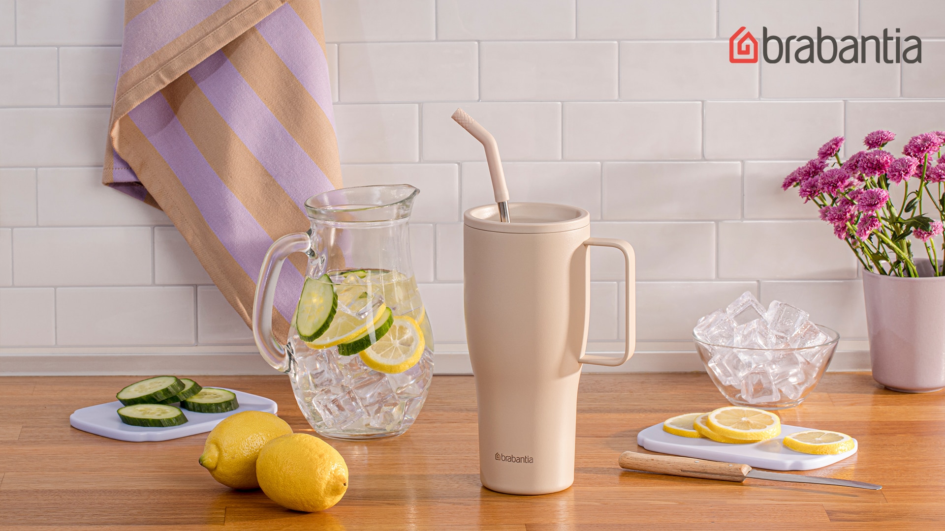 Teaser für den Thermosbecher Infused Water Gurke-Zitrone.