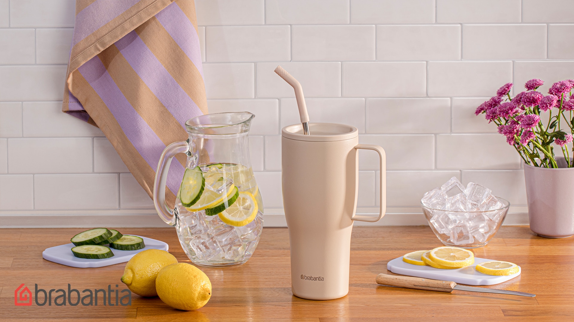 Teaser für den Thermosbecher Infused Water Gurke-Zitrone.