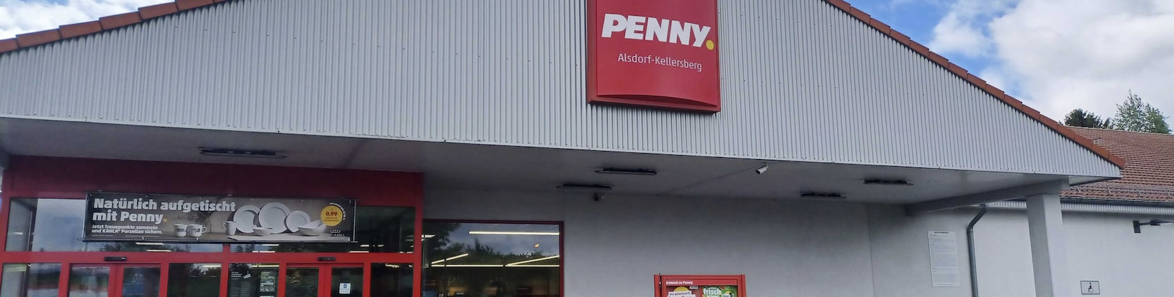 Sie sehen den Eingang vom Penny Markt in Alsdorf Grenzweg 82