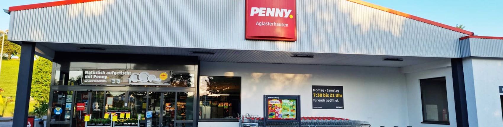 Sie sehen den Eingang vom Penny Markt in Aglasterhausen Am Henschelberg 1
