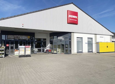 sie sehen den Eingang vom Penny Markt in Hückeswagen – Wiehagen Wiehagener Str. 21