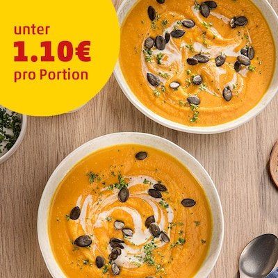 Dieses Bild zeigt die fertige Hokkaido Kürbissuppe.