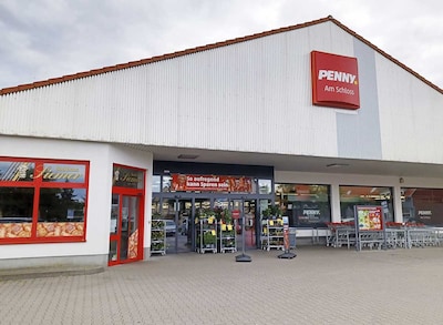 Sie sehen den Eingang vom Penny Markt in Bad Harzburg, Breite Str. 8
